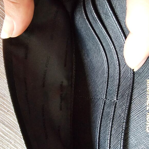 Michael Kors Jet Set Travel Double Top Zip Black Leather Wallet Purse - Picture 4 of 8